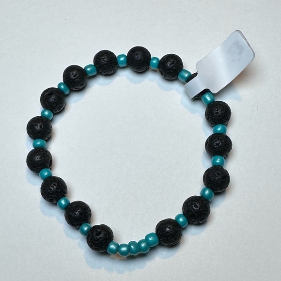 Lave stone bracelet stretch handmade - Picture 2 of 4